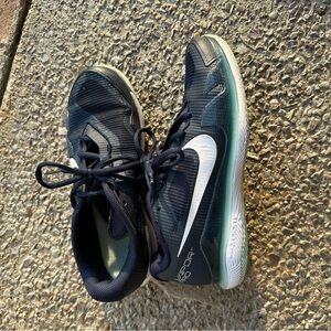 Nike Black and White Sports Sneakers